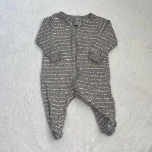 (2 for$10) gender neutral gerber zip up footie/ sleeper